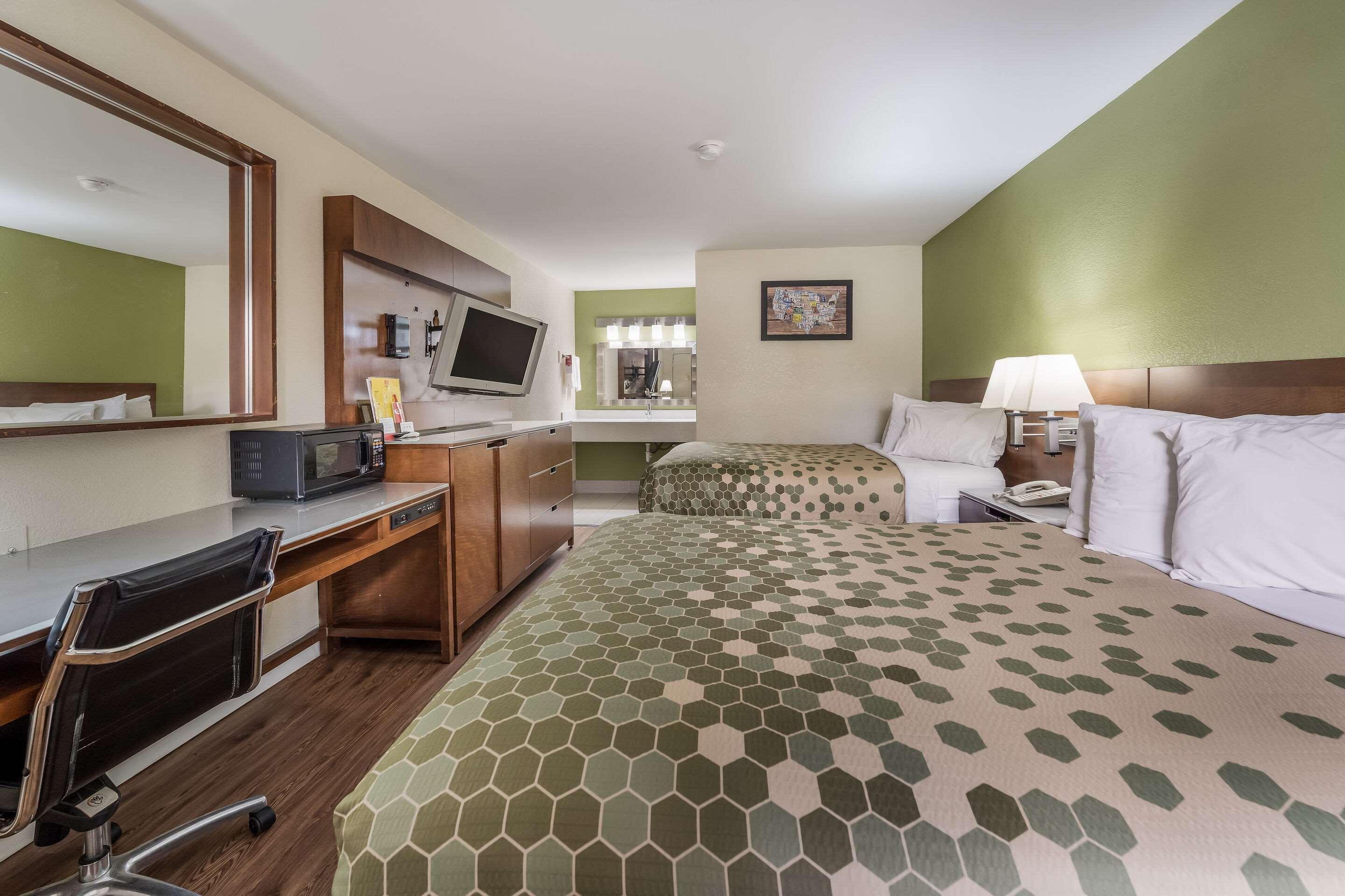 Econo Lodge Atlanta Airport East Forest Park Exterior photo