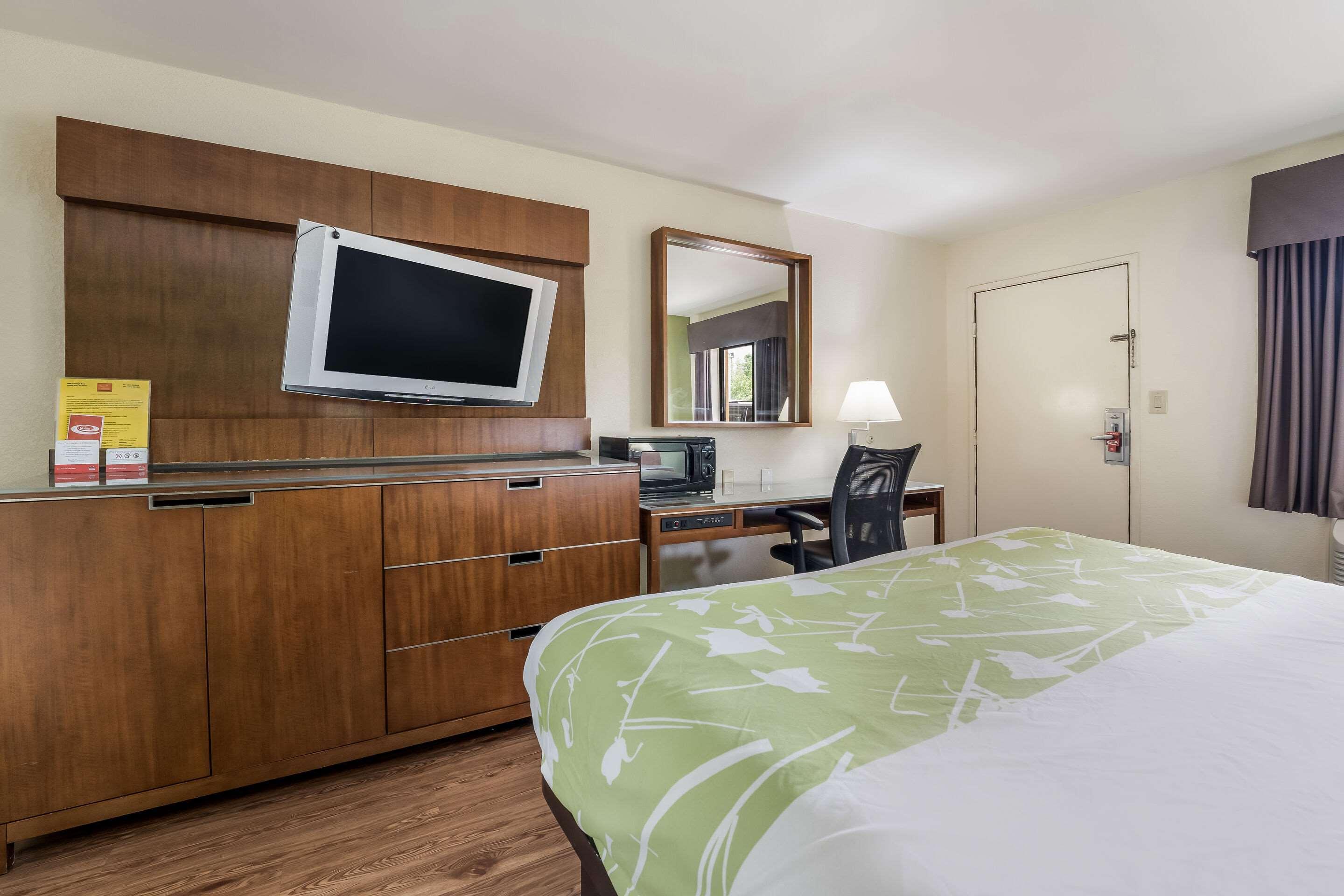 Econo Lodge Atlanta Airport East Forest Park Exterior photo