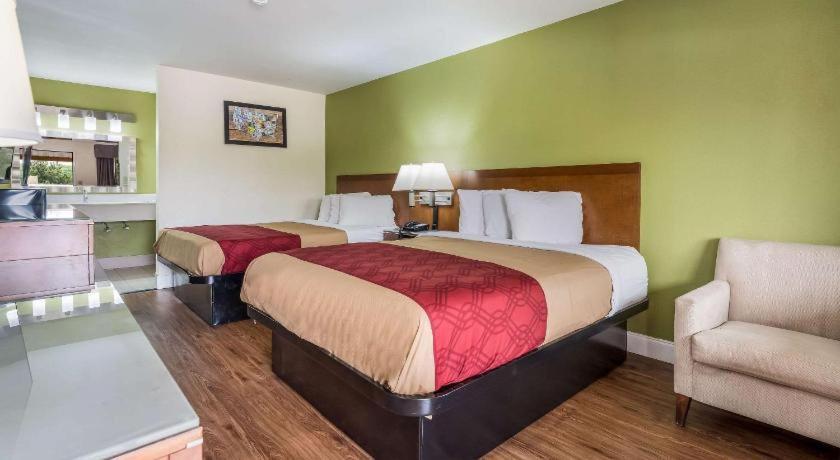 Econo Lodge Atlanta Airport East Forest Park Exterior photo